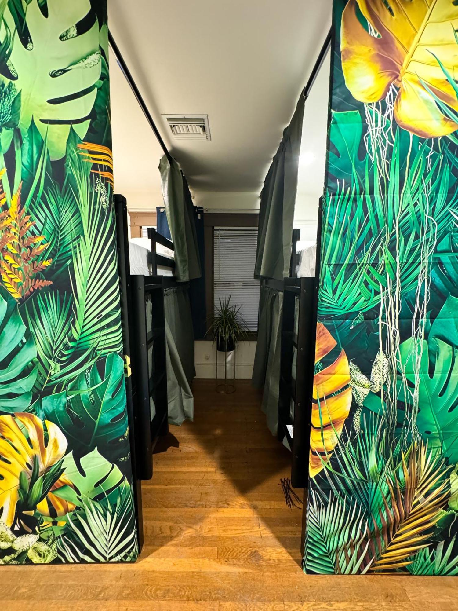 Echo Zen Hostal *